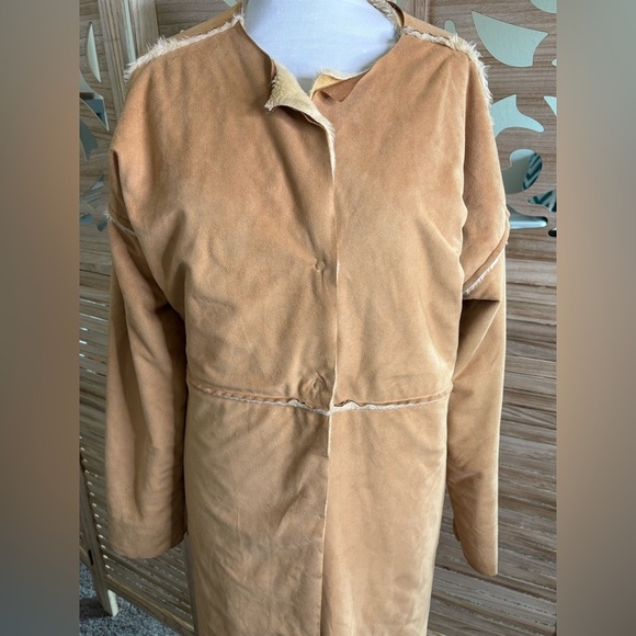 BANANA REPUBLIC ultra suede coat, size large, made in Italy - Picture 2 of 7